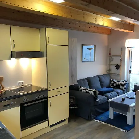 Nyaraló Ein Kleines Haus